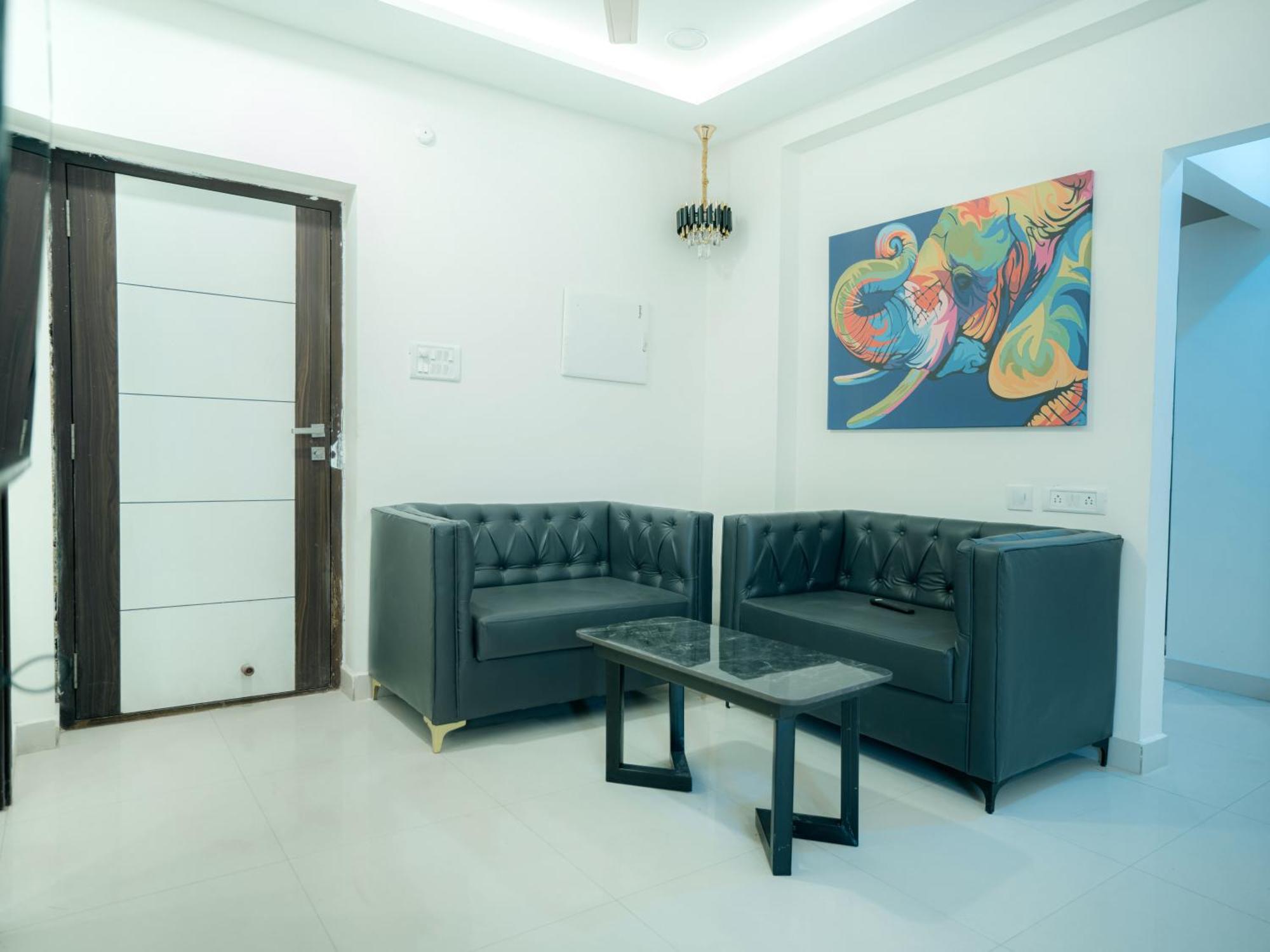 Hotel Euphoria Airport Zone Haiderabad Buitenkant foto