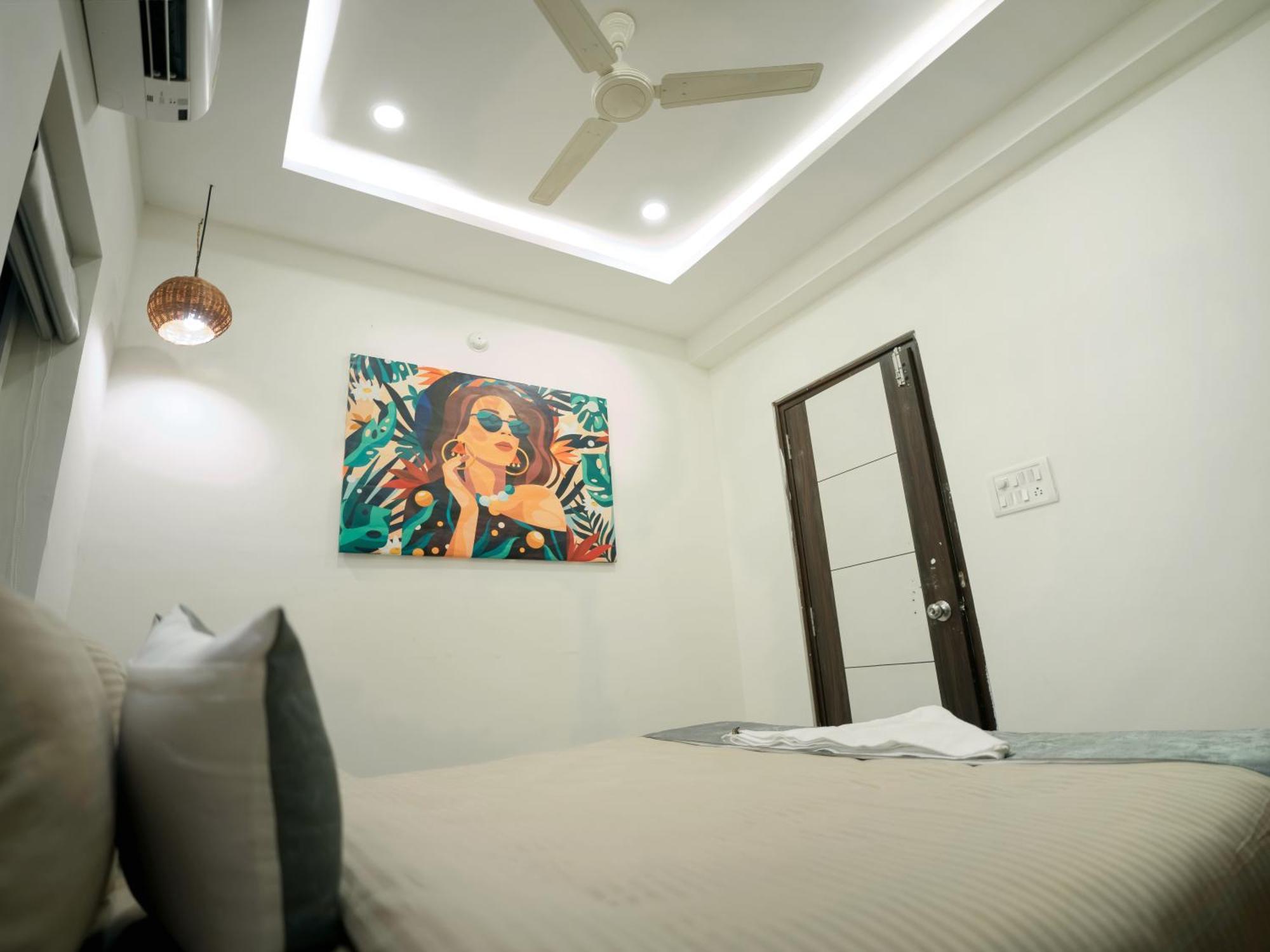 Hotel Euphoria Airport Zone Haiderabad Buitenkant foto